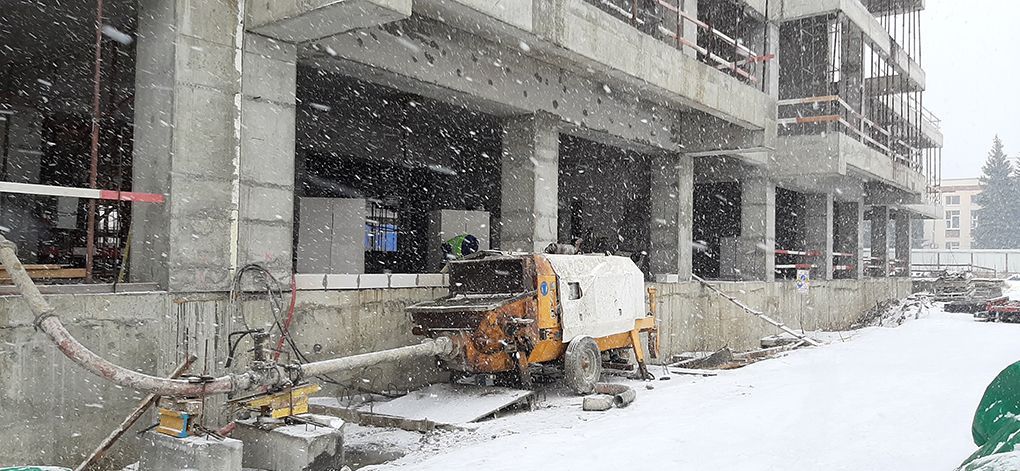 Аренда стационарного бетононасоса для строительства учебного корпуса Университета МВД РФ в г. Москва